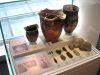 縄文遺跡の土器展示